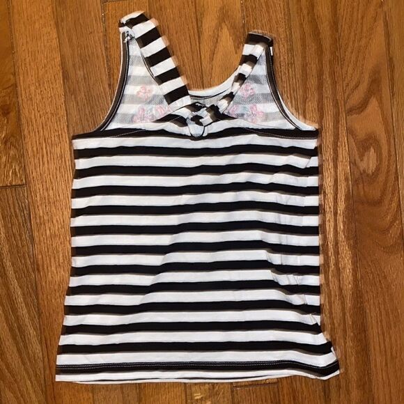 Gymboree size 7 tank top with embellishments - Picture 3 of 4